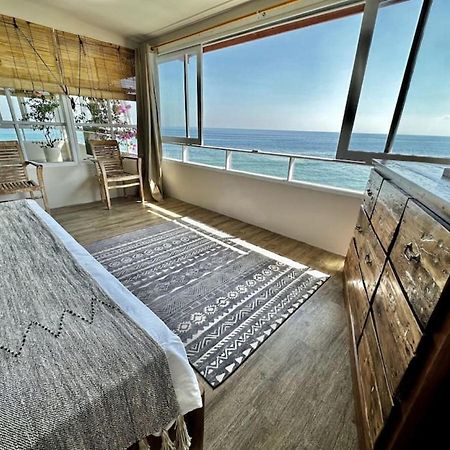 Beach Front Villa , All Mare 2 Uluwatu  Exterior photo