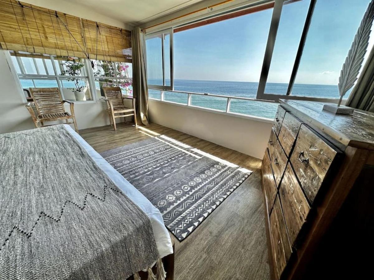Beach Front Villa , All Mare 2 Uluwatu  Exterior photo