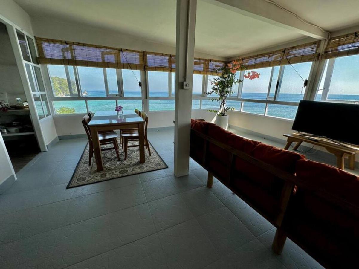 Beach Front Villa , All Mare 2 Uluwatu  Exterior photo